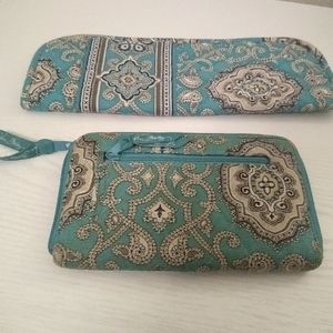 Vera Bradley set